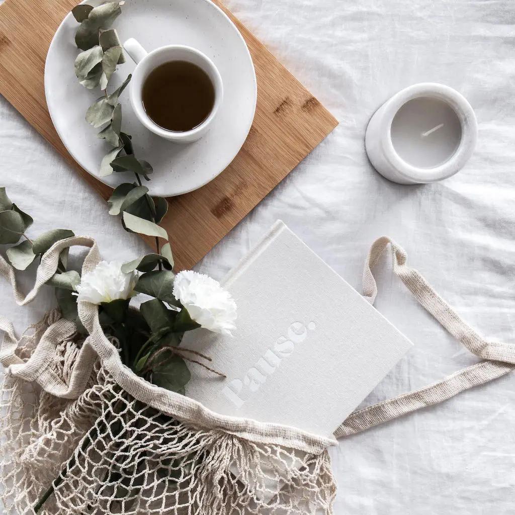 Pause guided journal